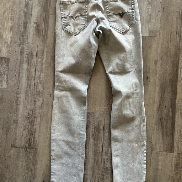 Guess mens Jeans - Picture 2 of 4